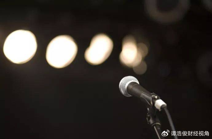 电视主持人流动的价值和价值的流动