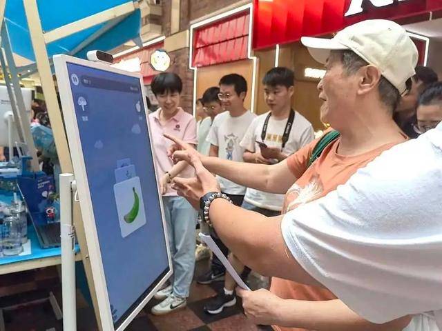 杨浦的运动健康服务，怎么动出“新”意？