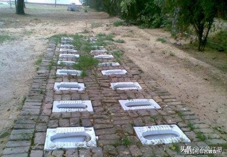 印度：我们每家都有电视，中国呢？法国：人家中国家家都有厕所！