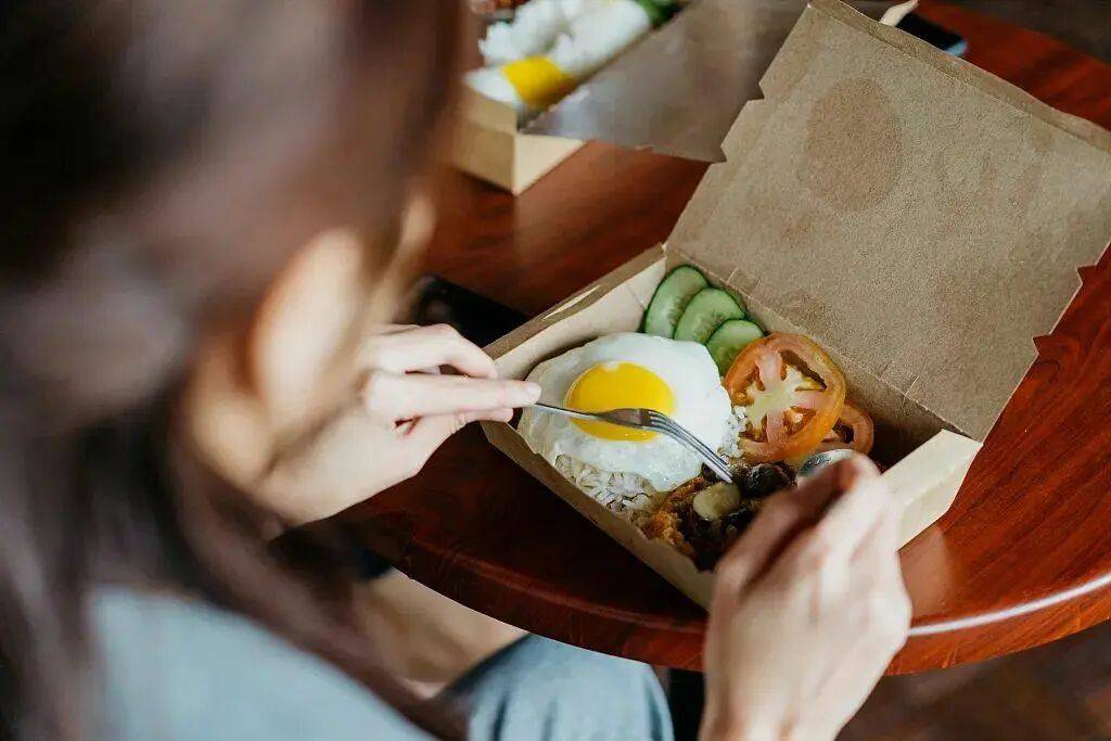 人民日报、新华社、央视接连发声！