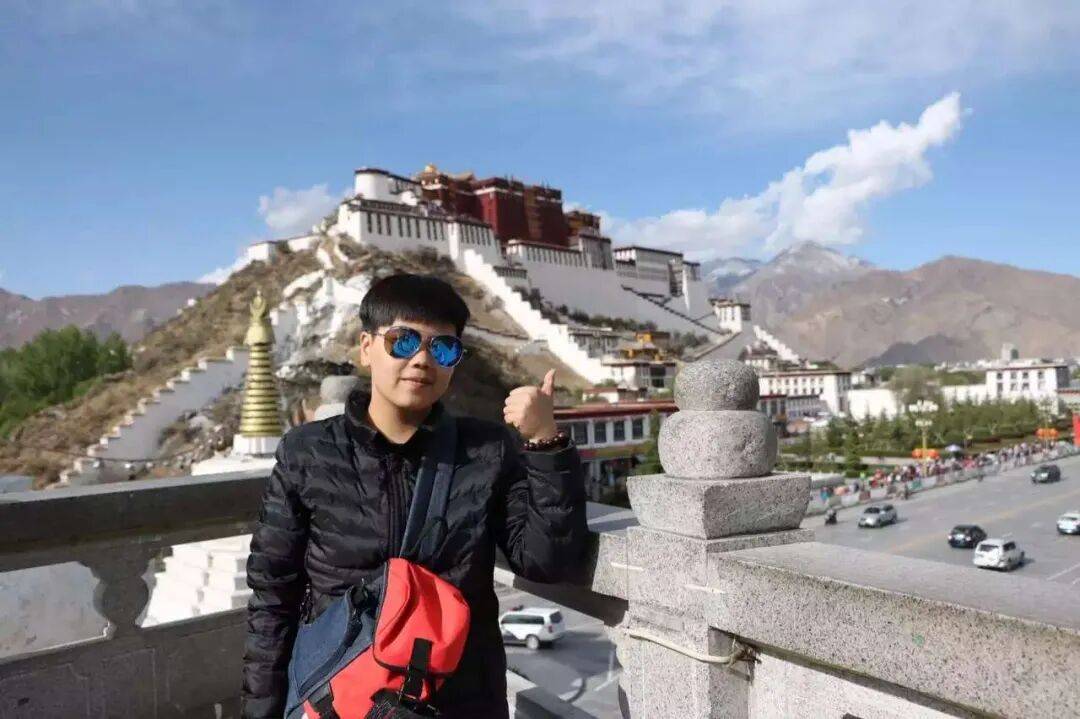 纸质火车票退场，每道折痕里都藏着远方、爱情与山河记忆