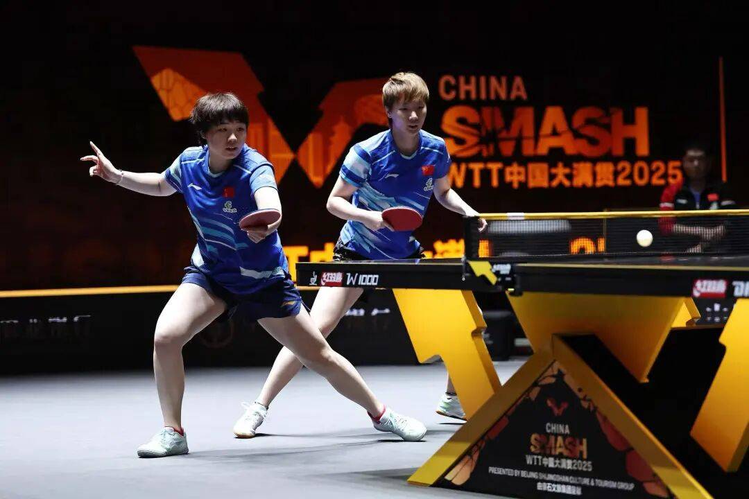 国乒提前锁定混双冠军,男、女双打各有3对进4强 | WTT中国大满贯双打