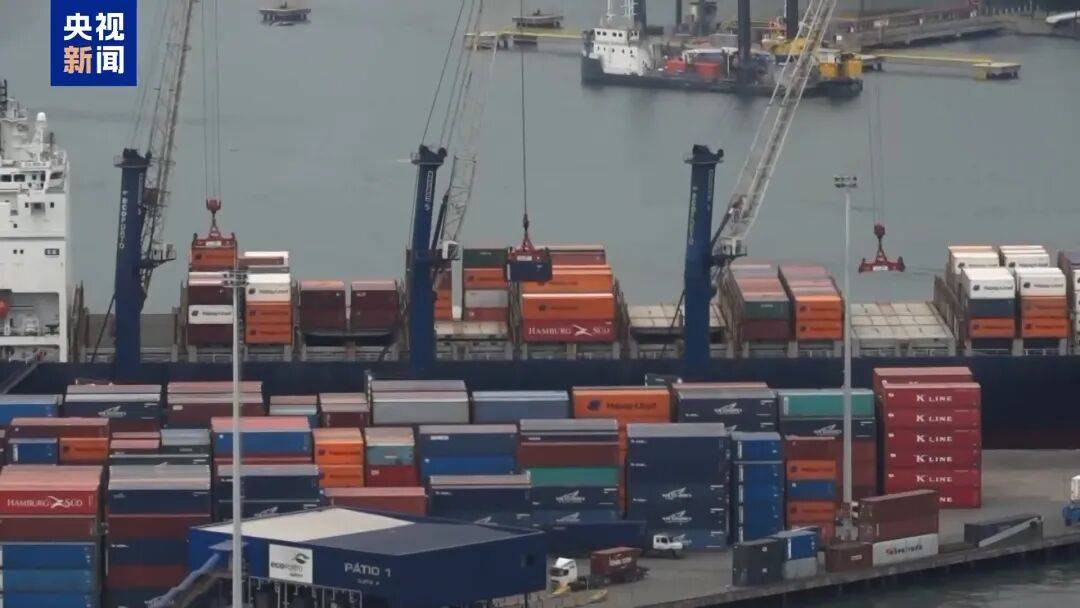 卢拉与特朗普通电话，要求美国撤销对巴西征收40%关税，两人同意尽快面对面会晤并交换电话号码