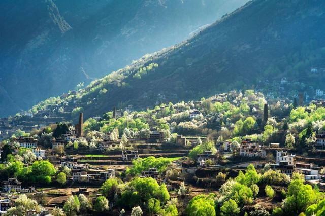 四川第二个!丹巴基卡依村入选联合国旅游组织“最佳旅游乡村”,专家解读为何入选